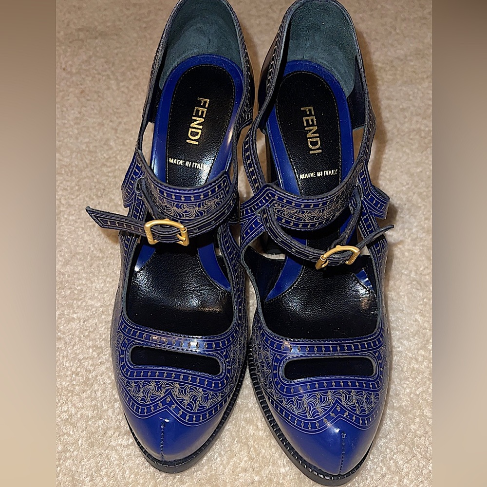 Dark blue fendi heels. Lightly worn. Good condition.